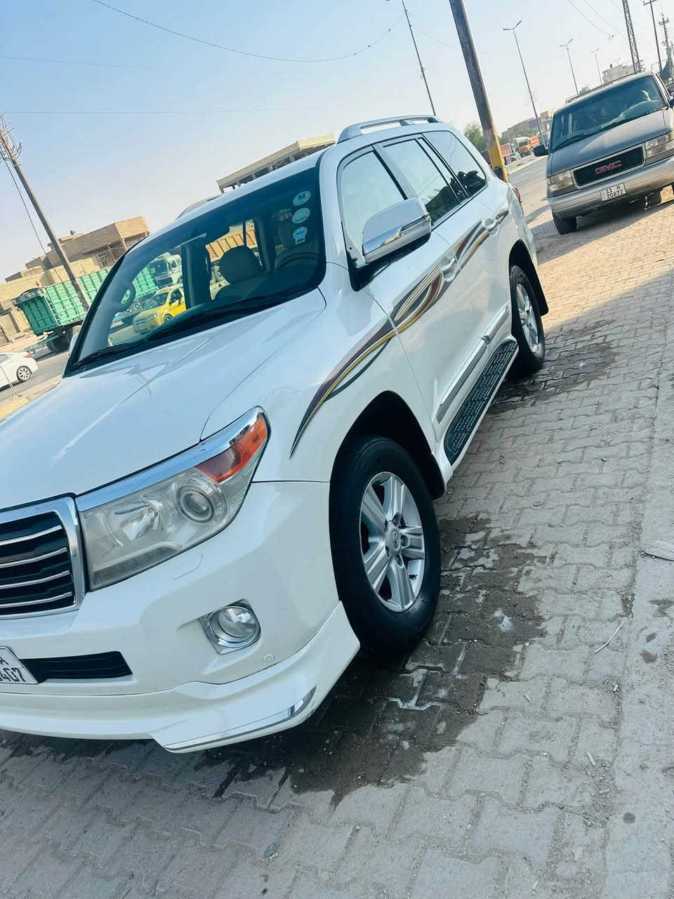 لاندكروز VXR • ٢٠١٣ • رقم بغداد