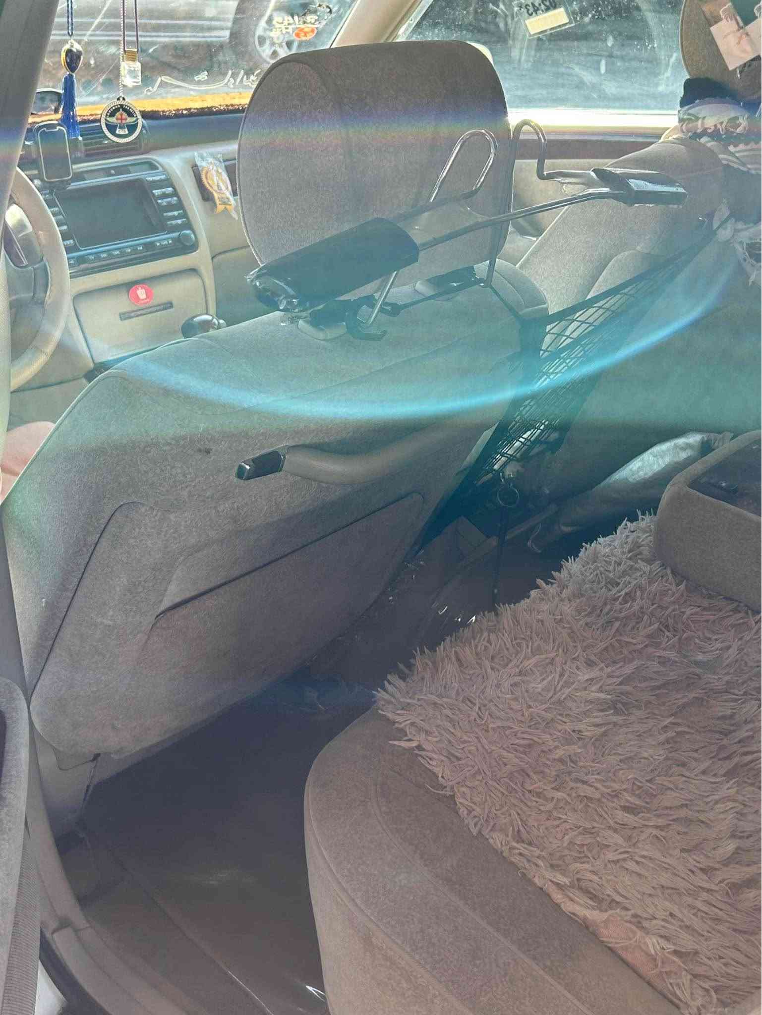 مەلیکە ٢٠٠٣ موس ٢ دەگمە شتی لۆک و پاکەتی جوان ماوە بەس شوێن موسەکانی بۆیاخە شوێن سلێمانی ژم خاوەنی *********** ٥٥ قفل قفل کۆتای کۆدی هەیە پلێتیشی وەرگرتوە یەکسەر ئەیکەم بە ناوی خۆتەوە السليمانية, العراق
