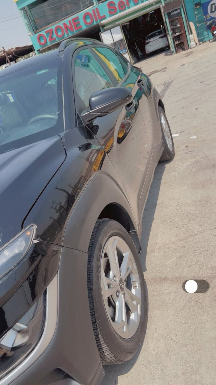 موجود كونا موديل ٢٢
ماشيه ٣٩
مكينه ٢٠٠٠
لون اسود 
رقم بغداد 
فول مواصفات 
سياره بأسم بنيه 
بيه صبغ بنيد 
سعره ١٣٠ 
ليريد يدخلي خاص نتفاهم او لاتصال ***********
