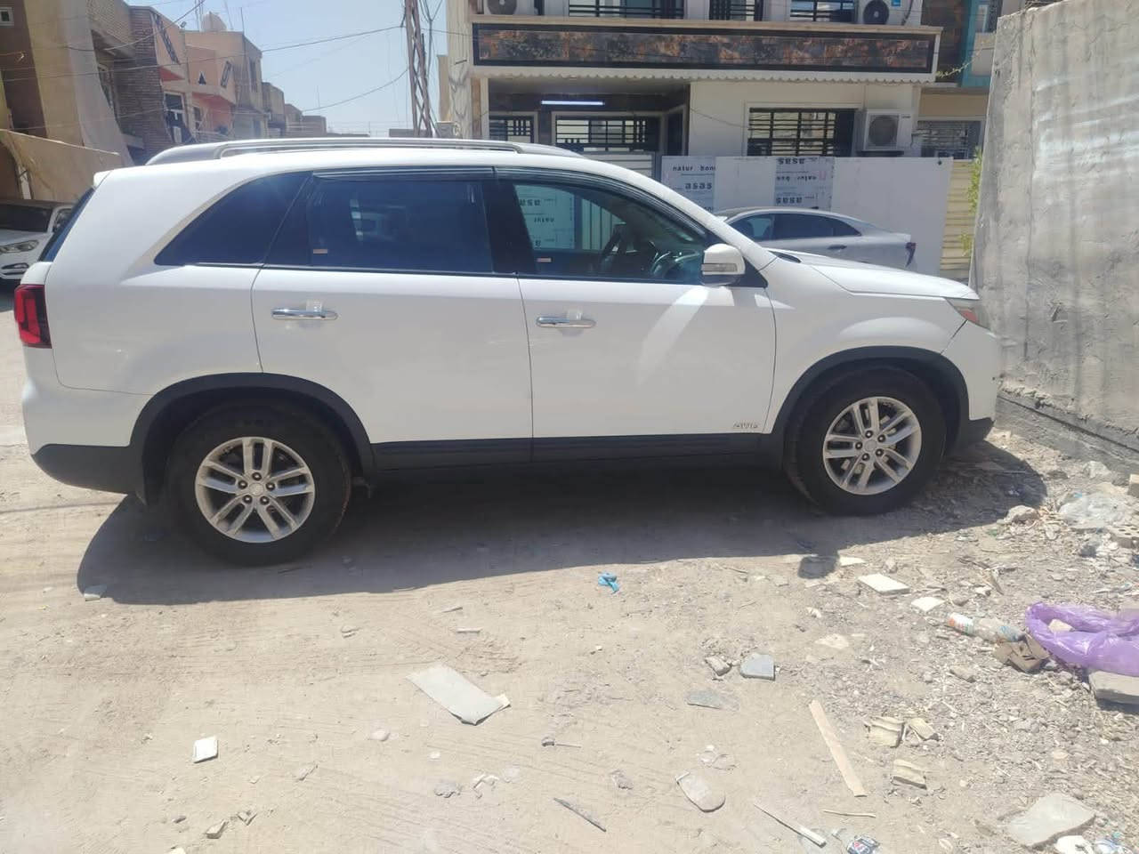 سورنتو ٢٠١٤ بغداد أمريكي شكل الخليجي صبغ جاملغ الأمامي الصدر بدون داخل وذيل الجامعة فقط ٥ راكب مكينه وكير وصدر وتبريد تخم تاير جديد مكينه ٤ سرندر داخل على البلاد صاج بيع أو مراوس العنوان بغداد حي الجهاد السعر ١٢٠ وبيهه حك جيتك سعر مناسب  ***********
