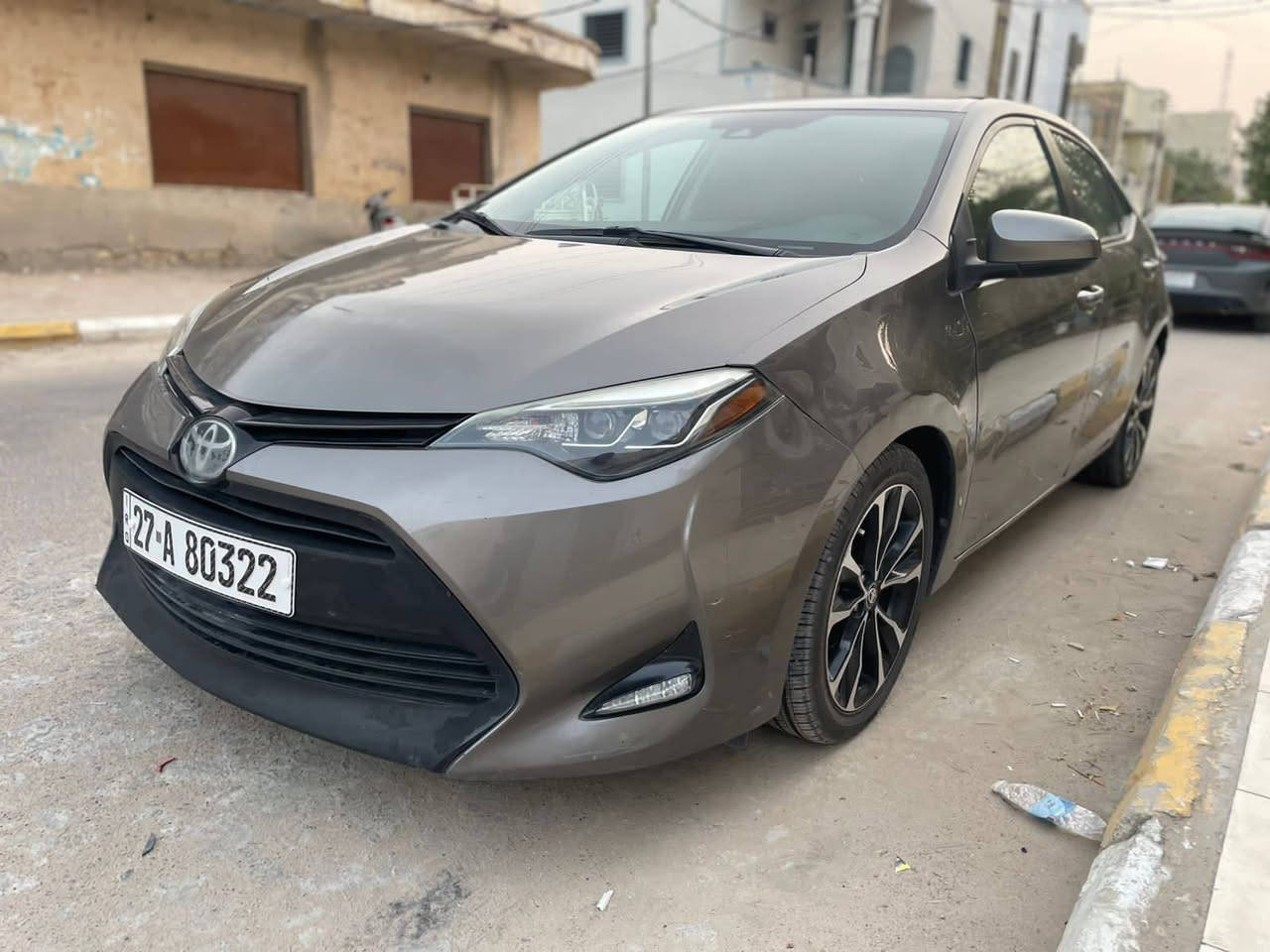 سلام عليكم كورلا 17xli
فول موصفات 
داخل جلد اسود 
بصمه 
تحكمات 
كروز سرعه 
تدفئى كشنات 
كشن كهرباء 
فتحه سقف 
رقم ذي قار بسمي 
حادث جاملغ خلفي 
وقبق صندوك 
وبيه كم ملاحضه 
مكينه 1800
سعر 123
وبي مجال بسيط ***********
