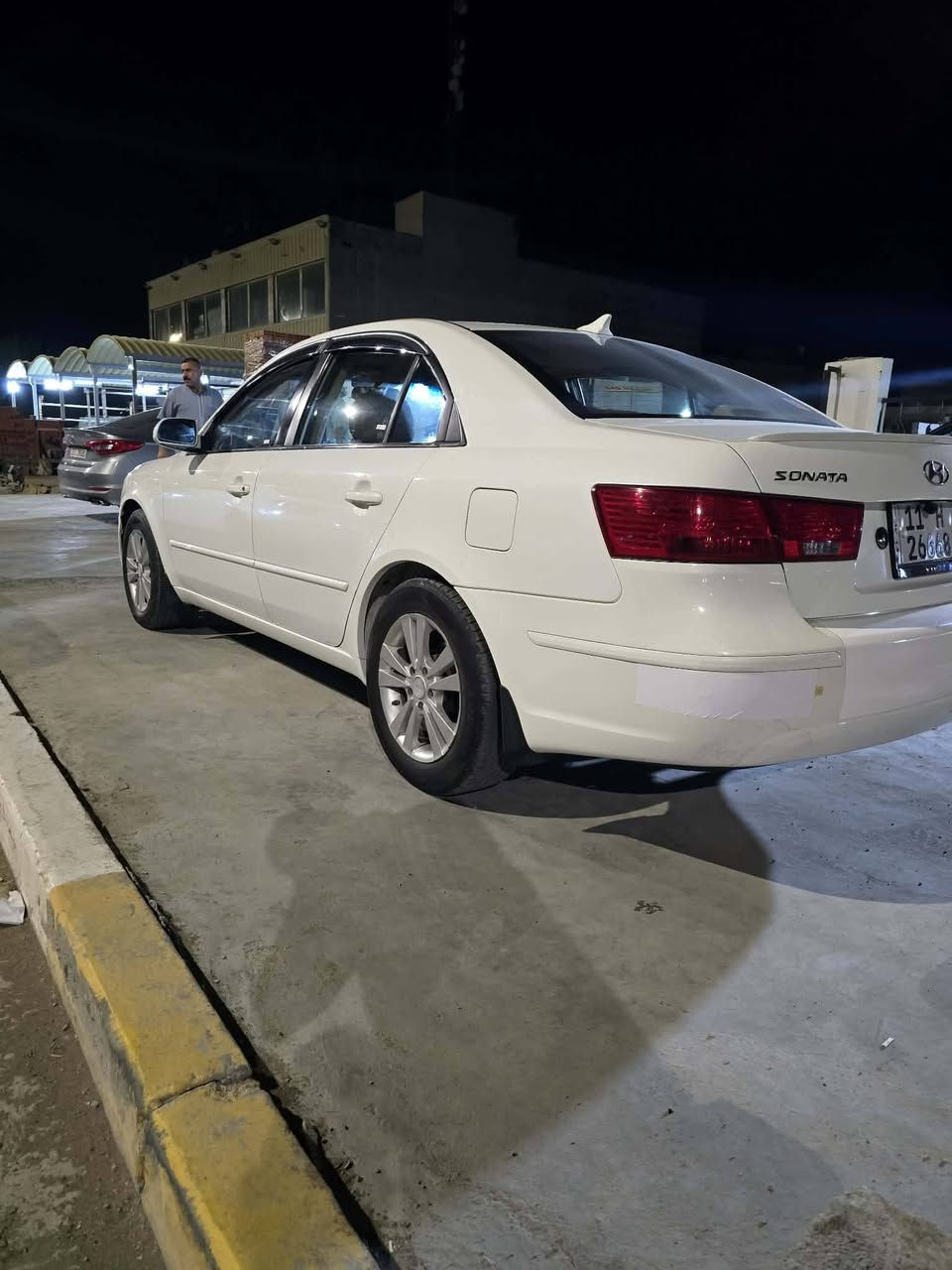 السلام وعليكم سوناته 2009 ورد امريكي 
مكينه 2400 بدون ضرر صبغ قطع ابيع حزام رقم بغداد مواصفات فول المتد سياره جاهزه بدون مصرف سعر 98 بيه مجال قليل عنوان ديالى بلدروز 
***********

