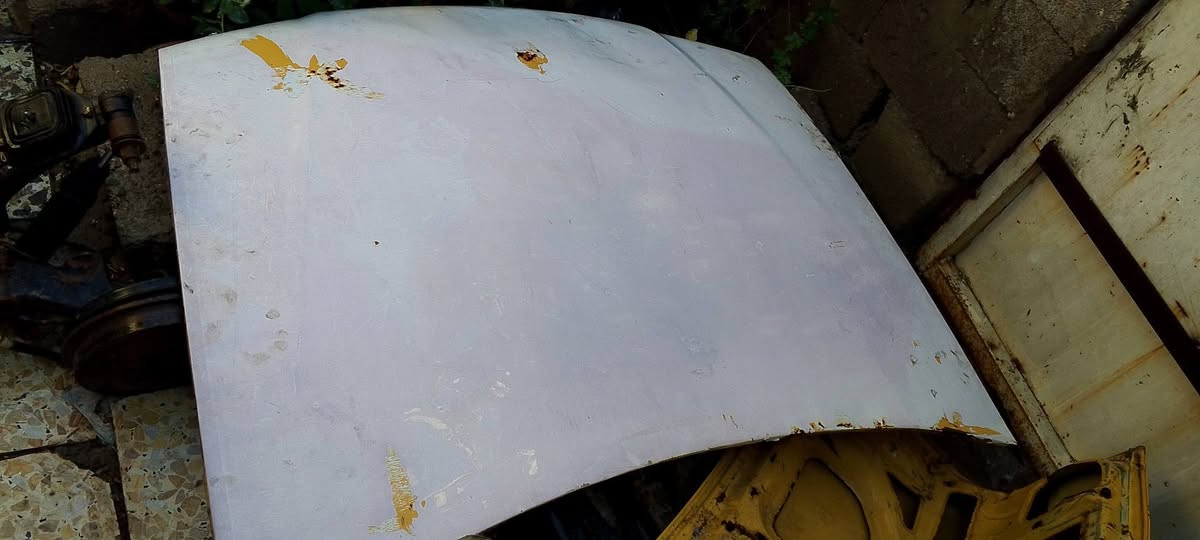 للبيع
بنيد 
صندوك
عمبار 
فرممه
صليب دبه مي 
نرمادة بنيد
عنوان بغداد نهاية حي اور قريب سبع قصور 
‏‪***********‬‏
