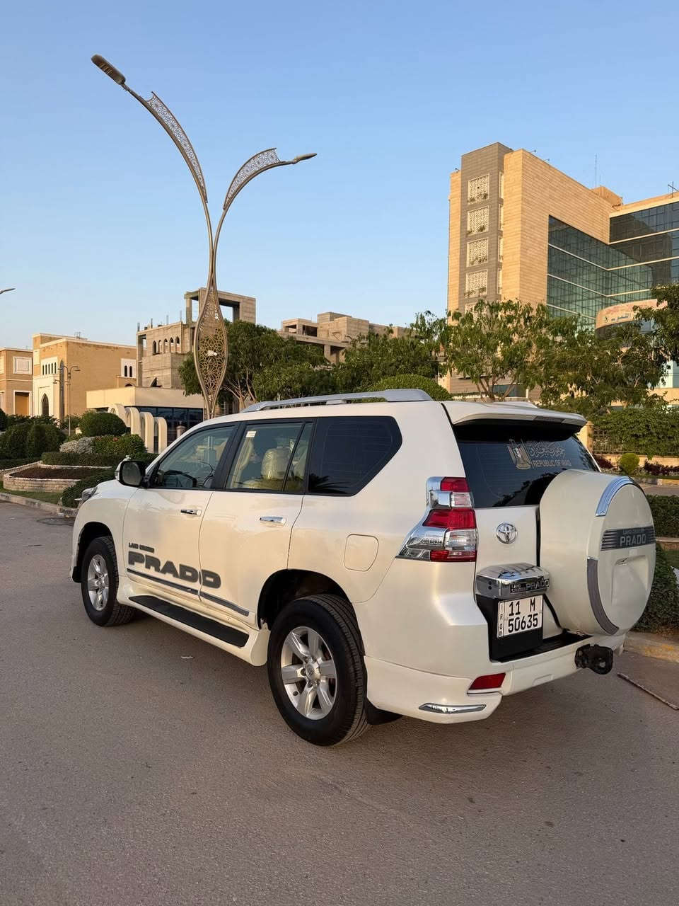 برادو موديل ١٥ خليجي فول  مواصفات السونار موجود  بصور مكان كربلاء وسعر ٢٦٥ رقم ***********
