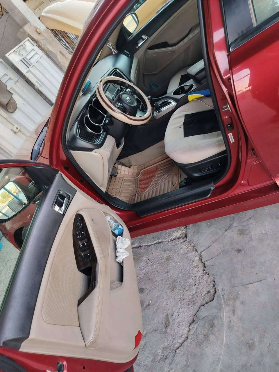 السلام عليكم
كيا اوبتما ٢٠١٤
 وارد أمريكي فول مواصفات اعلى فئة
مكينة ٢٤٠٠ gdi
السونار موجود مع الصور
حادث امريكا دعامية فقط
رقم جديد انكليزي بغداد باسمي
السعر ١١٧ $
رقم الهاتف ***********
