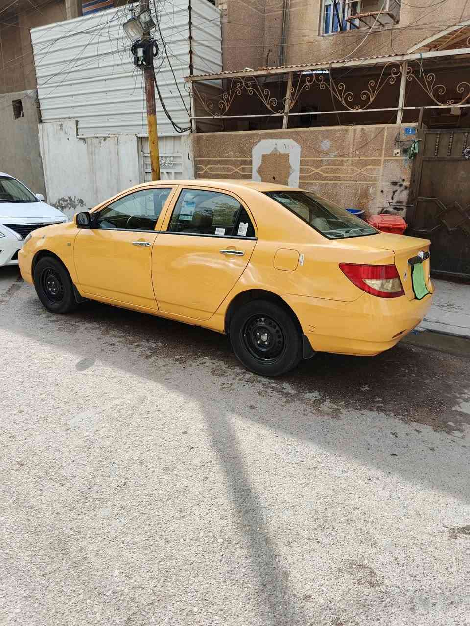 بي واي دي F3 • موديل ٢٠١٣ • رقم بغداد