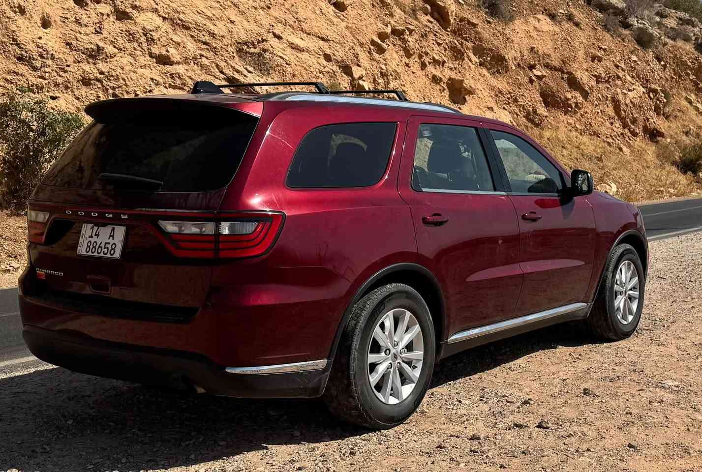 دووج دورنگو 2023 SXTplus وارد امريكي حادثها تبديل قطعه بنيد فقط مبدلة بقطعه اصليه بدون صبغ، ماشيه ٧٤ الف ميل بيها مودات قياده كشناتها مخمل، كشنات كهربائيه وتدفئة كشنات وستيرن، اطفاء الذاتي، تشغيل عن بعد استخدم البانزين المحسن فقط  للبيع او المراوس برام فقط للتواصل هذا رقمي *********** ( للعلم اني گصيتها وصارلها سنة ونص يمي )
