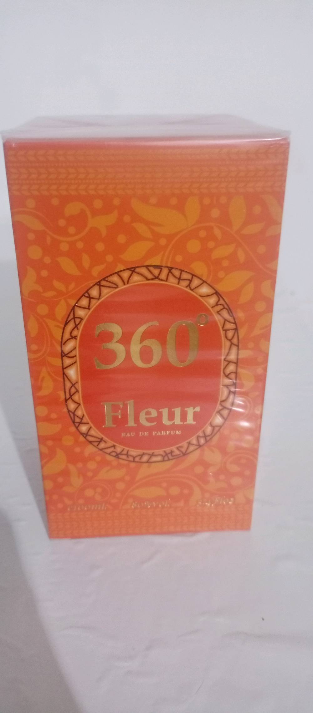 عطور 8 قطع سعر 25 الف توصيل مجاني