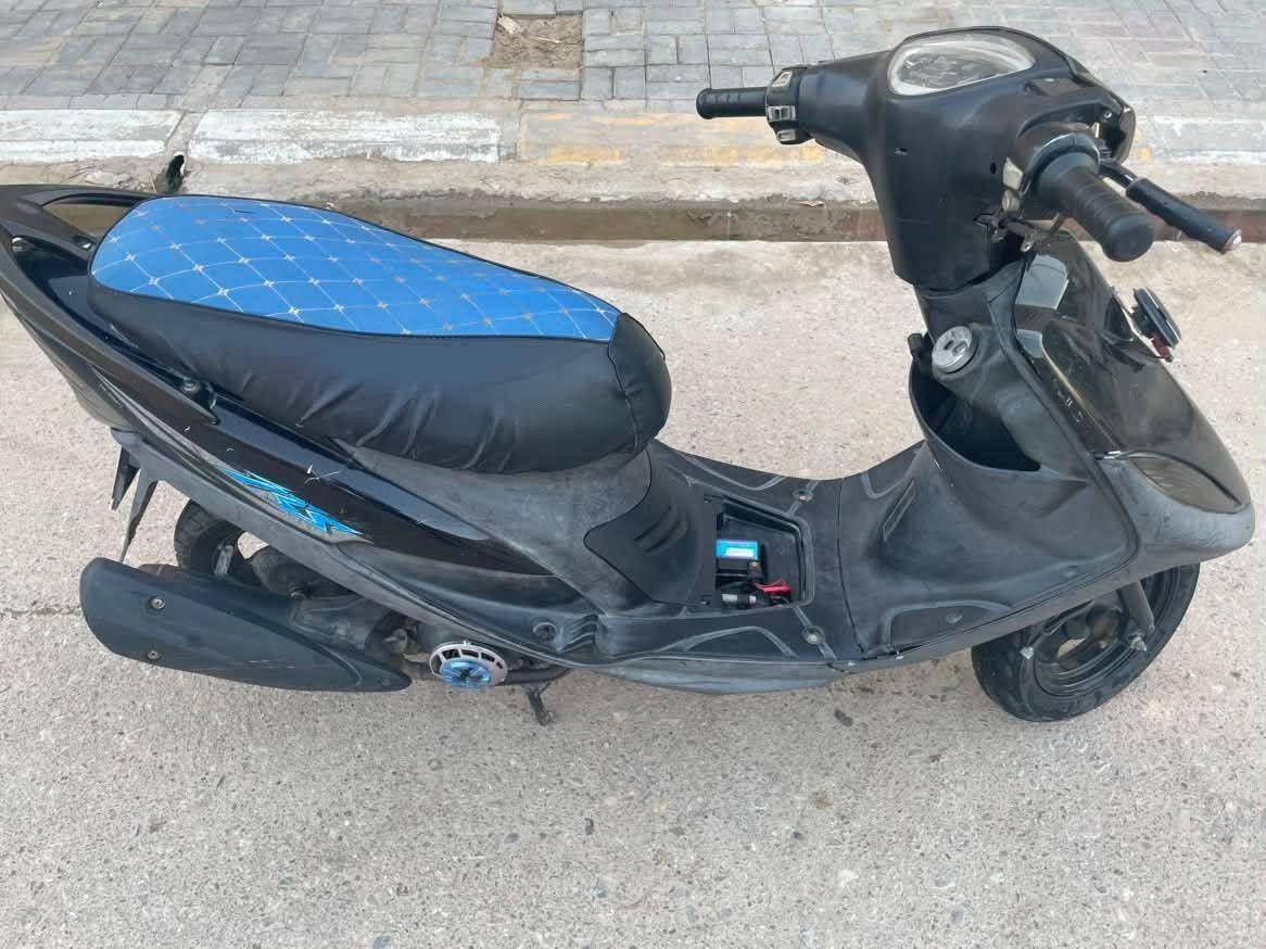 سلام عليكم دراجه ماكس عدله للبيع الدراجه شرط برغي مامفتوح بيه هاي كدامك ملاحضات الدراجه بس باتري كاعد كلشي شغال بيها للستفسار اكثر الاتصال او مراسله هاذا رقم (***********) السعر 700وبيه مجال @إشارة
