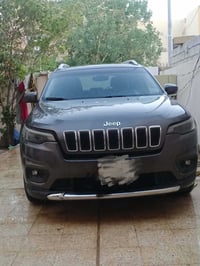 جيب بزون • ٢٠١٩ • دفع رباعي