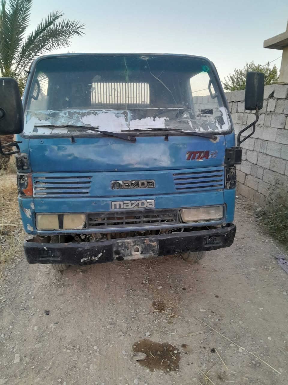 كنتر مازده قلاب ٢طن محرك كير اكسل مكفوله ٤سلندر رقم قادسيه انكليزي بسمي السعر ٤٥ورقه به مجال تحويل مباشر مكان ديالى الخالص اتصل على الرقم ***********و*********** وتدللون

