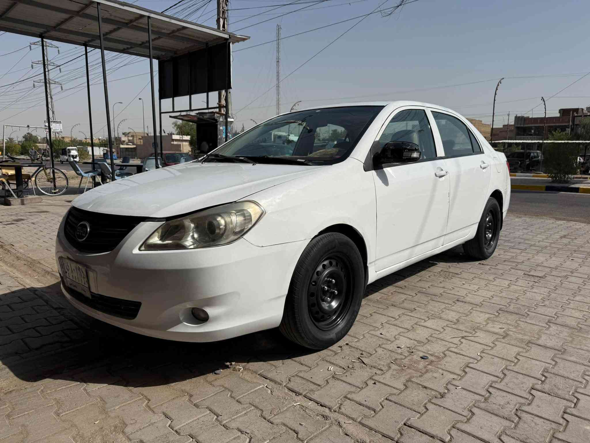 السلام عليكم BYD. G3 2013 كير ومحرك كورلا واتو 1800 قبق اسود الحديث المرغوب مكفوله ضربه وصبغ وتبديل وجراد ماشيه 177 حقيقي صدر تخم تاير تبريد ثلج رقم بغداد تحويل مباشر سياره ماتصرف عليها ربع جاهزه كبل لشارع الله شاهد عليه سياره خير من الله سعر 53 وبيه مجال عنواني بغداد 
***********
