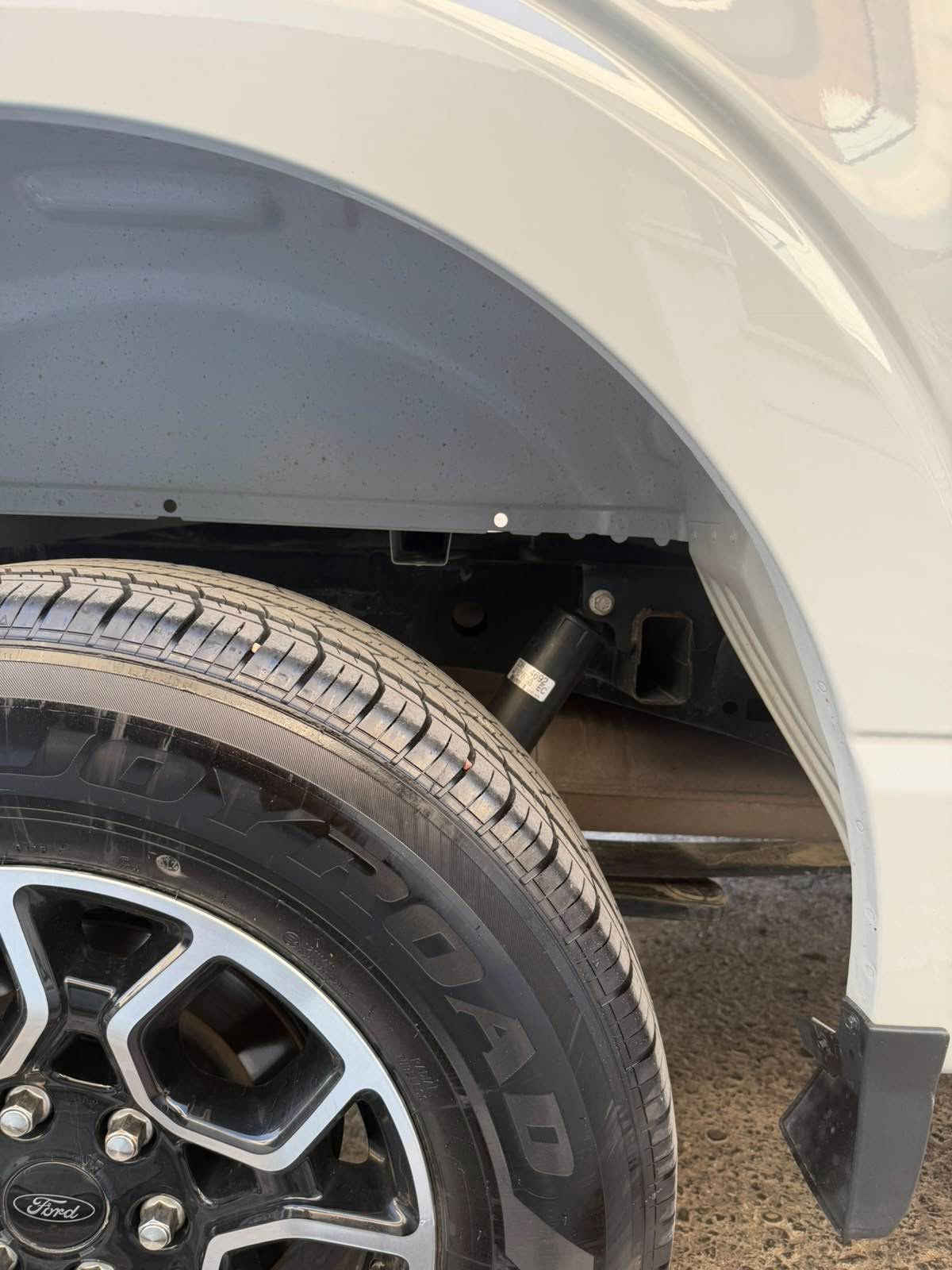 Ford F150 2023 full option
کوردی
مواسفات فول پانۆراما دەبل ئەکسل
مەکینە/ v6 3.5 کەپس 
ڕەقەم و سنوی نوێ 2031
ڕۆیشتن /  40,000mil  
یەک پارچە سبوخ ئیرباگ سوکان
نرخی / 309$ ورقە و مەجالیکی کەم
ناونیشان/ هەولێر 
رەقەم شانسی لە وێنەکان دامناوە
***********

عڕبی/ 
فــــــورد F150
مواسفات فول بانوراما فۆربایفور
محرك/ v6 3.5 کبس 
ڕقم سنوی جدید ۲۰۳۱ 
ماشی / ٤٠   الف میل 
واحد قطعە صبوخ 
ايرباك ستيرن طك مرجع سيستم
سعر / ٣٠٩$ ورقة
عنوان اربیل 
موجود رقم شانصي بل صور
*********** أربيل, العراق

نص مكتوب في الصور:
- 2023 FORD F-150, SUPERCREW
- 1FTFW1E85PKD04873  1-44853635  Copart
- Location: Wayland (MI) Shipping from: Newark (NJ)
- Seller: State Farm Insurance