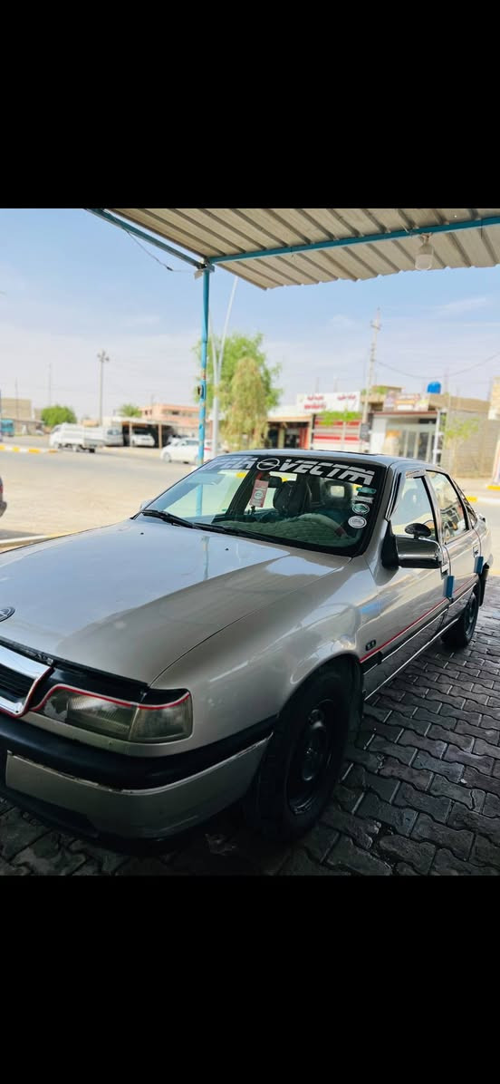 فول مواصفات • محرك ٢٠٠٠ • مكفوله حادث