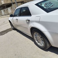 ٢٠١٠ • ٣٥٠٠ • كامره خلفيه