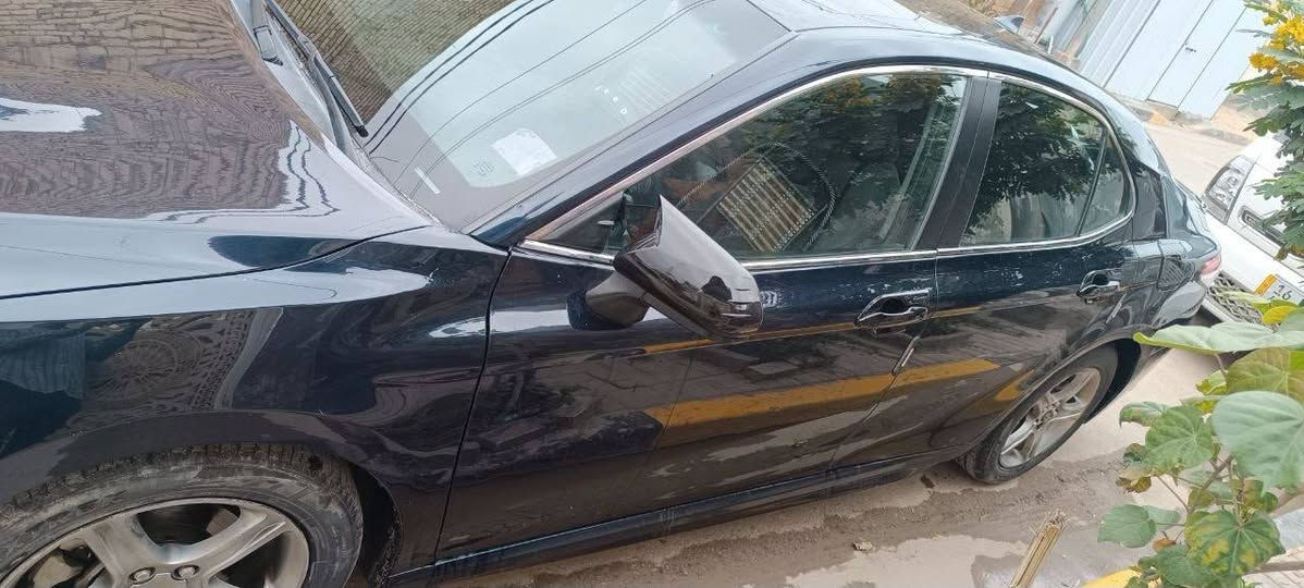 للبيع او المراوس كامري 2019 SE ✅

سعرها ادخل ع رابط https://t.me/carssofiraq/17015

وارد امريكي أصلي فئة SE.
المواصفات:
• المحرك: 4 سلندر 2.5 لتر
• ناقل حركة أوتوماتيك 8 سرعات
• دفع أمامي (FWD)
• رقم نجف باسمي انكليزي
• ويل ألمنيوم سوداء مقاس 18 إنج
• لون ازرق
• شبك أمامي رياضي 
• سبويلر خلفي
• إضاءة LED أمامية مع نهارية (DRL)
• عادم كروم مزدوج
• شفتات بالاستيرن
• شاشة لمس 7 إنش مع أبل كاربلاي وبلوتوث
• مكيف أوتوماتيك (تحكم مزدوج بالمنطقتين حسب الفحص)
• كاميرا خلفية
• نظام تحكم ذكي بالسرعة 
• حساسات الاطارات
• أنظمة أمان توياتا : تنبيه مغادرة المسار مع مساعدة التوجيه، نظام ما قبل التصادم مع كشف المشاة، تثبيت السرعة الراداري
📞 هاتف ***********
.
.

🚗 اعرض سيارتك الآن في أقوى شبكة لبيع السيارات عبر منصات التواصل مع ترويج ممول. الرابط 👇
https://t.me/carssofiraq
