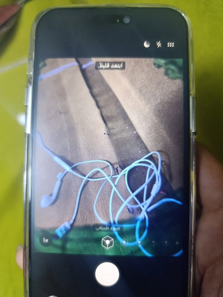 آيفون 14برو ماكس مبدل شاشه وفيس إيدي واكف   اصليه ثلاث  خيرات و كامره وبيها خلل بسيط بطاريه 86ما بدله  سعر 700وبي مجال شراي ***********
مكان الحسينيه الراشديه
