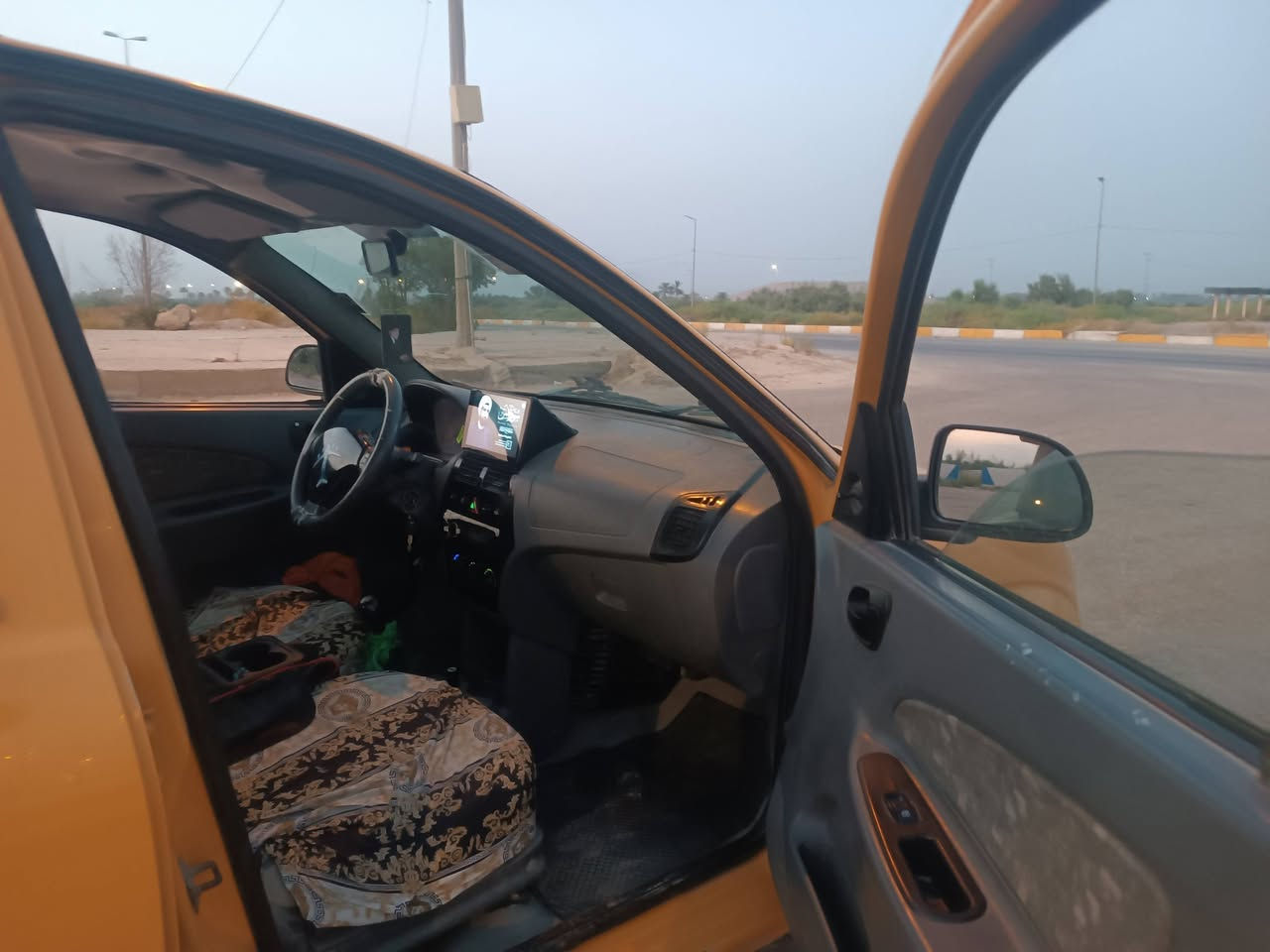طيبه موديل 15 بغداد تحويل ثاني يوم
التبريد يشتغل عوز غاز مكينه وكير خير من الله 
السعر 28 قفل 
وكدامك السياره بيها حاملغ تغير وشبر يم باب الخلفي 
معمر بس ماصابغ
المكان بابل 
***********
