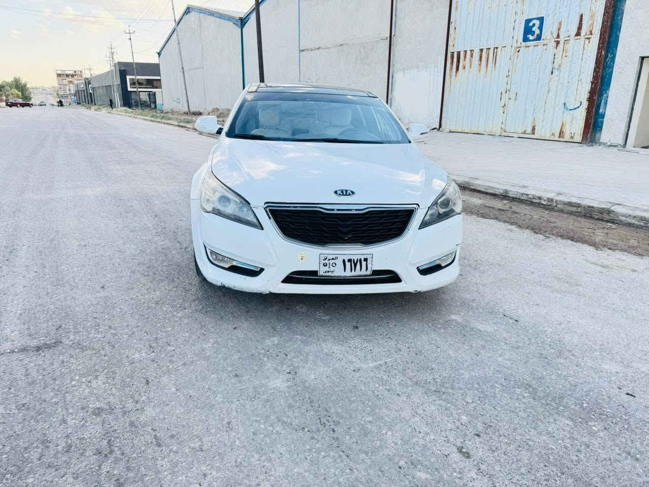 السلام عليكم سيارة كيا كالينزا ٢٠١٣ سيارة فول بانوراما كشنات جلد محرك ٦سلندر بيها صبغ أربع قطع أبيع حزام شرط التحويل بيها طخة بحاملغ الخلفي للاتصال ***********
***********
