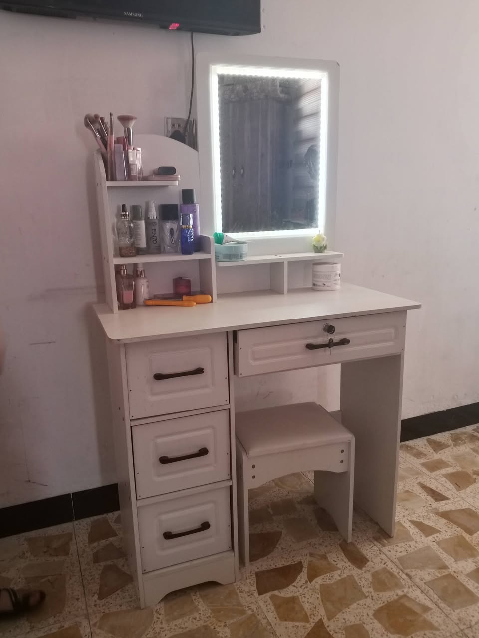 قنينه عراقيه متروسه السعر 60 وميز تواليت ب90 مكان الشعب تواصل ‏‪***********‬‏
