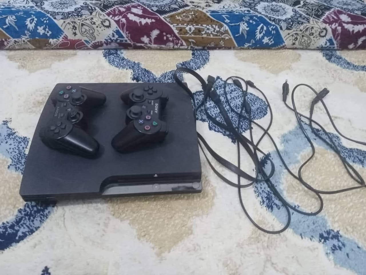 السلام عليكم بلي 3نضيف جدا مع هارد بيه 55لعبه قويه
ويه الجهاز 3جوستكات مكاني بغداد الكرخ البياع سعر 130اخوان رجاء بس الشراي يتواصل وياي الجهاز ماداخل صيانه ابد وبس الهارد الوحده مشتريه 30الف رحمه الولديكم بس الشراي يتصل حياكم الله ***********
