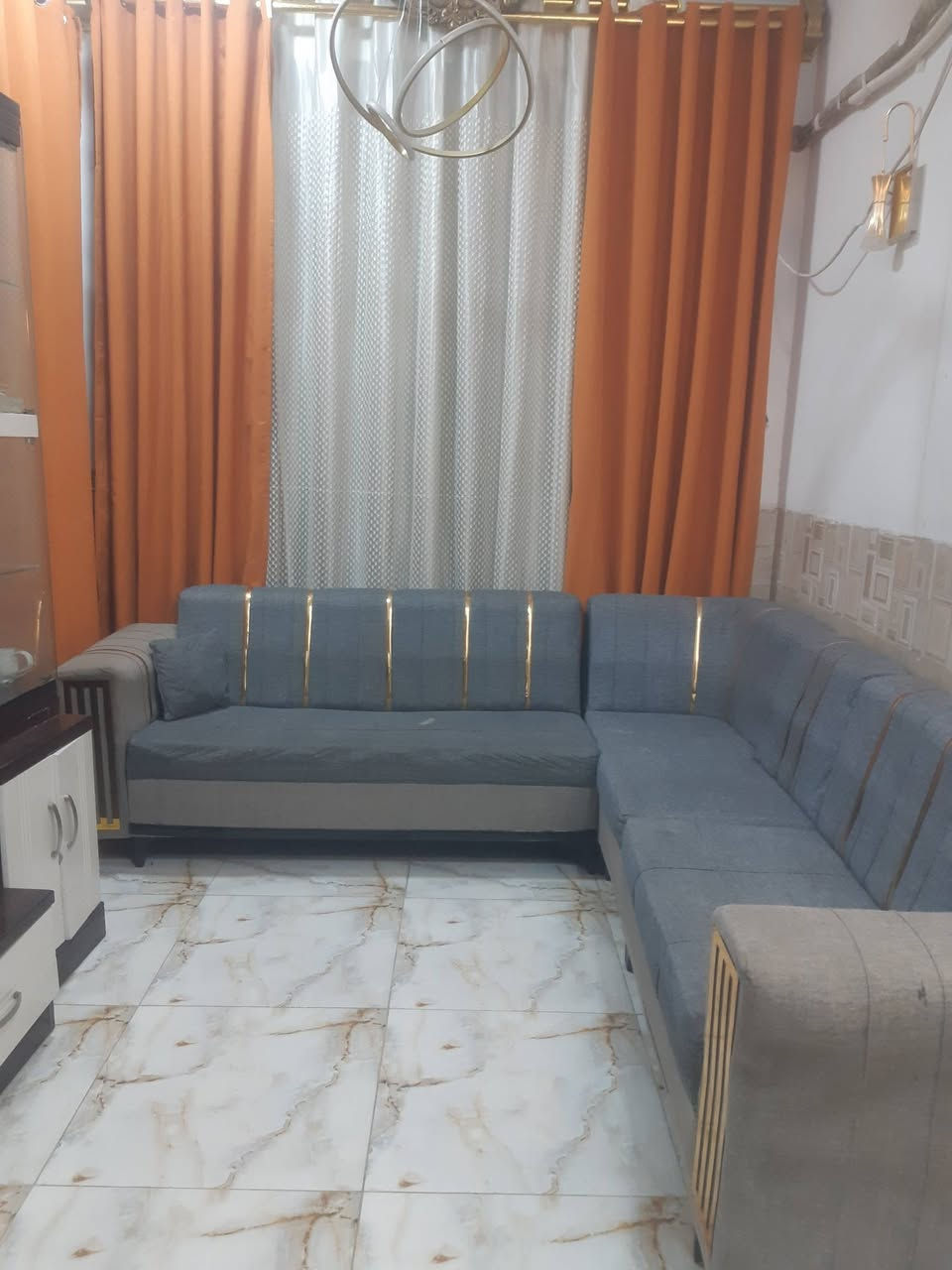 تخم ديوان كامل للبيع مابي اي ضرر نضيف بسعر مخفض ١٧٠ مع مجال بسيط لشراي
