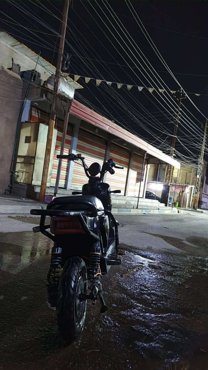 300 سعر درجة بطارياتها بحاله جيده بس بيها نقوصات بسيطه عنوان بغداد جسر ديالى الاستفسار ***********
