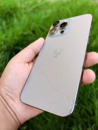 آيفون 15 برو ماكس • ٢٥٦ • تيتانيوم