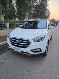 توسان ٢٠١٦ • بدون صبغ • شاشة كاميرا