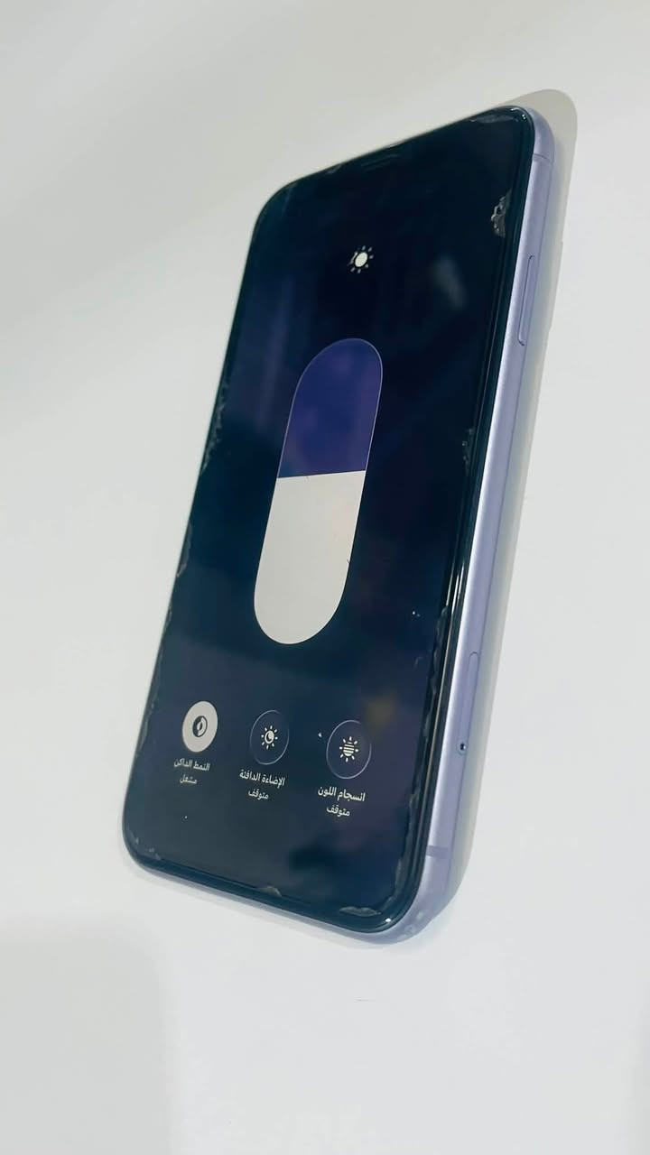السلام عليكم 📱 للبيع (iPhone 11)
الذاكرة: (128GB)
 نسبة البطارية: 87% (مرفوعة/)
 حالة الجهاز: نظيف جداً وعلى الفحص والشرط الجهاز ما مبدل بي شي شرط 
 الشاشة والبدن: خالٍ من العيوب والأعطال
 الشروط: الجهاز بشرط الفحص الكامل قبل الشراء
الشاصي بي بعض الضربات لكن مو كله هيج تفاصيل بسيطة 
السعر 250 وبي مجال
العنوان تكريت - حي الصقور 
***********
