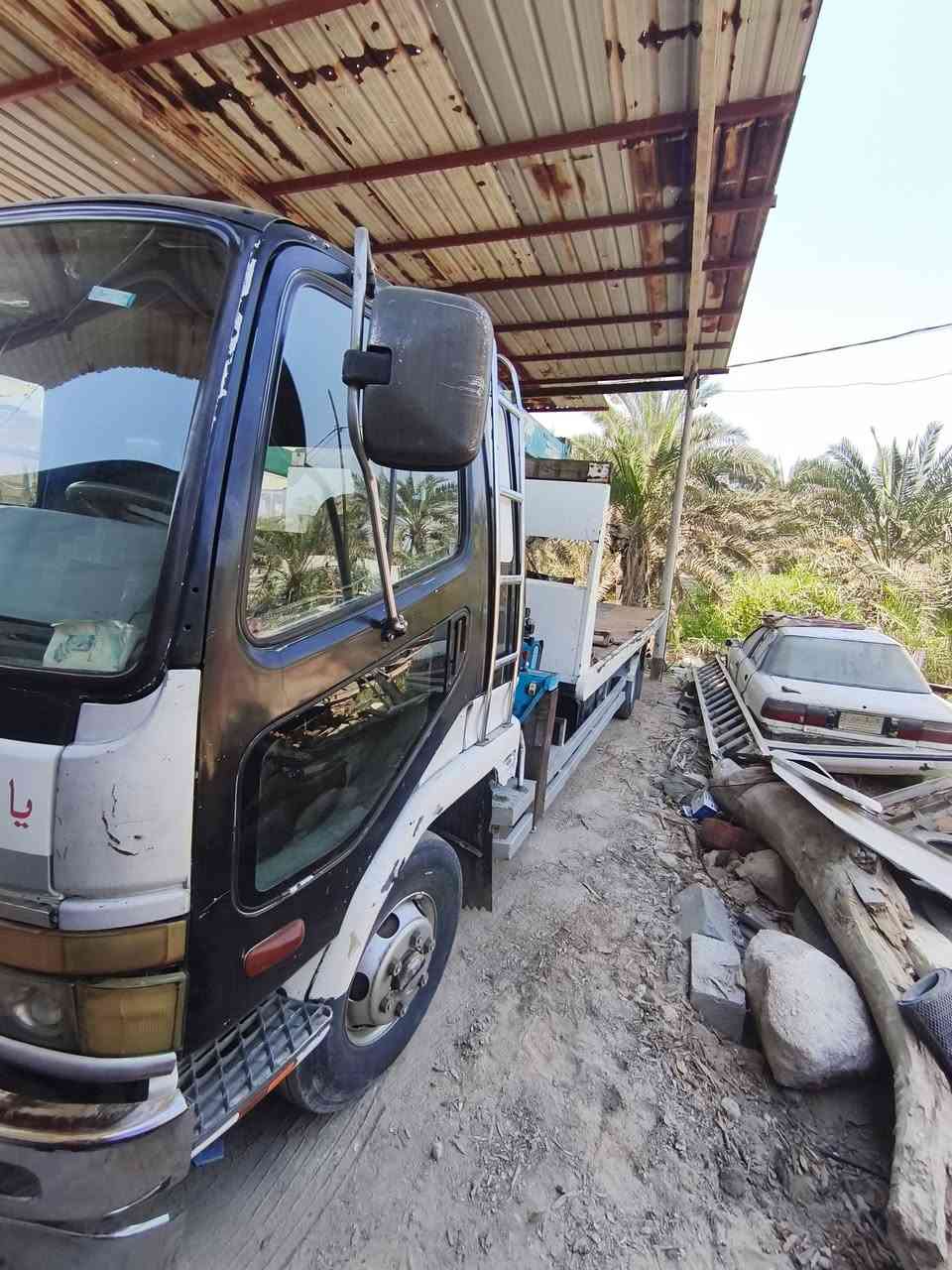 فوصه بزون مديل 92رقم بصره كرين 3سلايت مخالف صطحه نزال 3جك سياره ما ناقصها شي مكاني بصره  تواصل ***********
