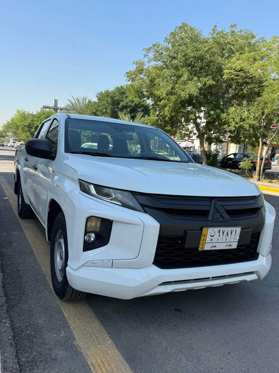 السلام عليكم 
للبيع مسيبوشي بيك اب L200 
تو ويل ناصي السياره خليجية 
كير عادي
موديل 2019 
رقم بغداد بأسمي 
السياره جاهزه اي نقص مابيها 
السعر: 140 ورقة 
***********
مكان السياره بغداد اليرموك
