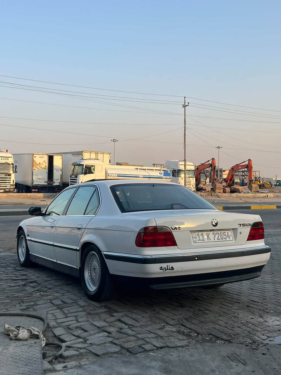 سلام عليكم BMW/750i/V12/1995كفاله عامه صبغ وضربه ونقل وتبديل
رقم بغداد بسمي سنويه ل30  حداديه جديده دبلات خلفي هايدروليك بلاد تخم تاير سلايت شغال مكينه 12سلندر سياره كلها بلاديه تبريد شغال كشنات كهرباء جلد 5بردات خلفيه كهرباء جنطه شفط منضومة زنون كامله شاشه اندرويد ويل شعاع بلاد مال 50 بجم 2000محدث السعر 130وبيها  ترهم مراوس الفينيه او اوباما للستفسار *********** ماكن بصره
