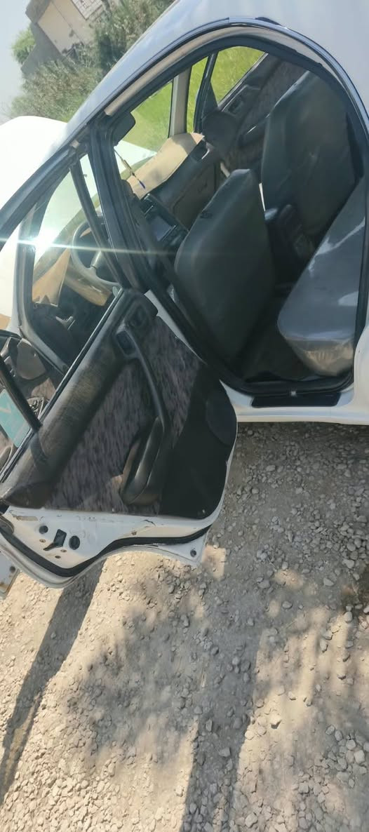 كورونا للبيع من فصل موديل 95 سياره مكفوله ماكينتها بيها دخان رقم دولي باسمي المكان نجف  ابو صخير الاستفسار اتصل *********** السعر 46 وبيها مجال
