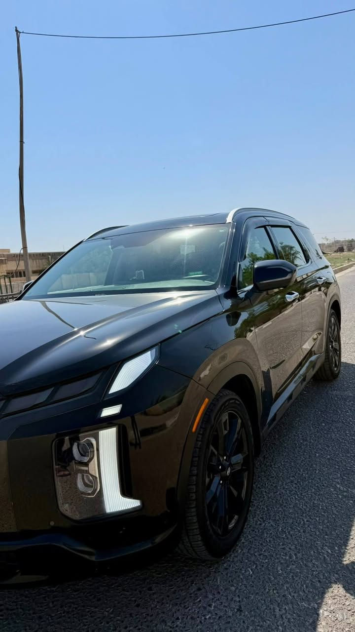 🚘 للبيع: 
هيونداي باليسايد
موديل 2023 
وارد امريكي فئة الهايتريك 6 
اللون: أسود
- رقم السياره اربيل 

📍 الموقع: كربلاء

💰 السعر: يحدد عند التواصل
📞 للاستفسار: التواصل على الخاص..

***********
