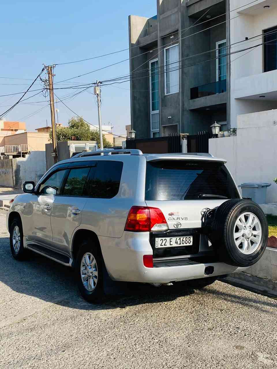 تحياتي للجميع لاندكروزر 2008فول فول قطري v8دبل سبير وسلايت كير تماتيك سلاجه تبريد مركزي تحديد سرعه حساسات بعد هواي مواصفات رقم اربيل سنويه هزه و رقم جديد سياره نظيفه جداجدا مكفول من الحادث مكفول من البارد وطخات فقط لونه سلڤر خمسه قطعه الكدام مجلوع وبس رش فقط بدون قطره معجون سياره كلش مناسب سعره ٢٣٧ومجال بسيط مكان كركوك سعره مال مونيكا نظيف رجاء لاتخابر جوه ٢٣٠ /***********
