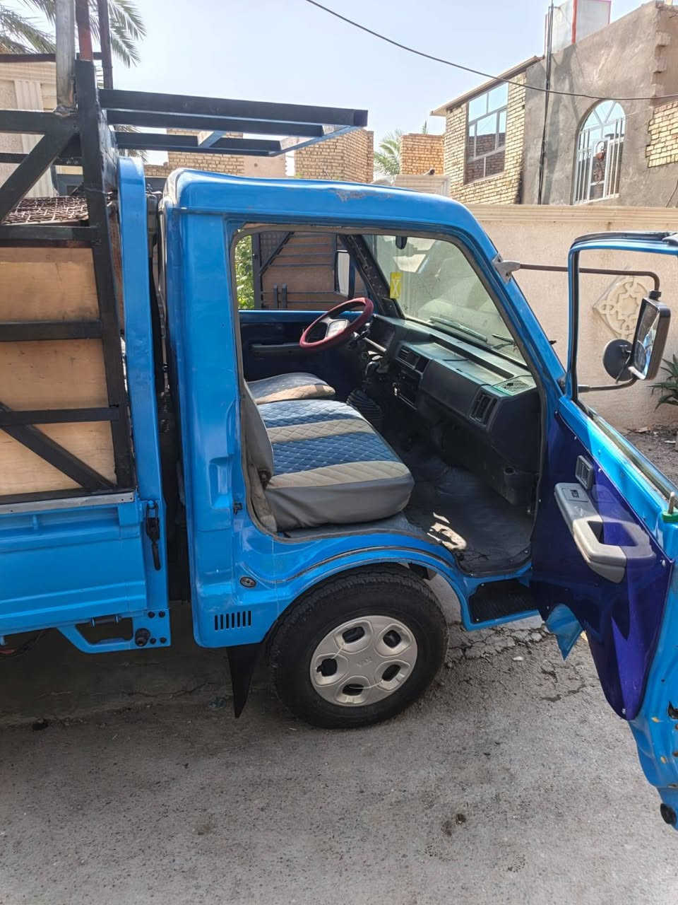 سياره بلاديه جاهزه لشارع بيها خيط تبخير بس سياره متنقص ابد موديل 95 استفسار اتصال بل رقم 
***********
***********
