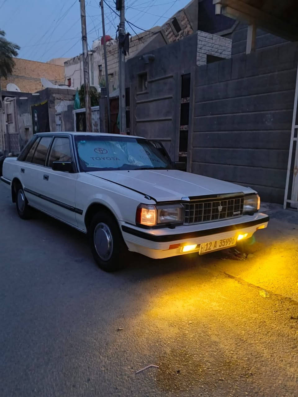 سياره سوبر للبيع موديل 1985 جديده عله وضع الشركه مكفوله كفاله عامه ***********
