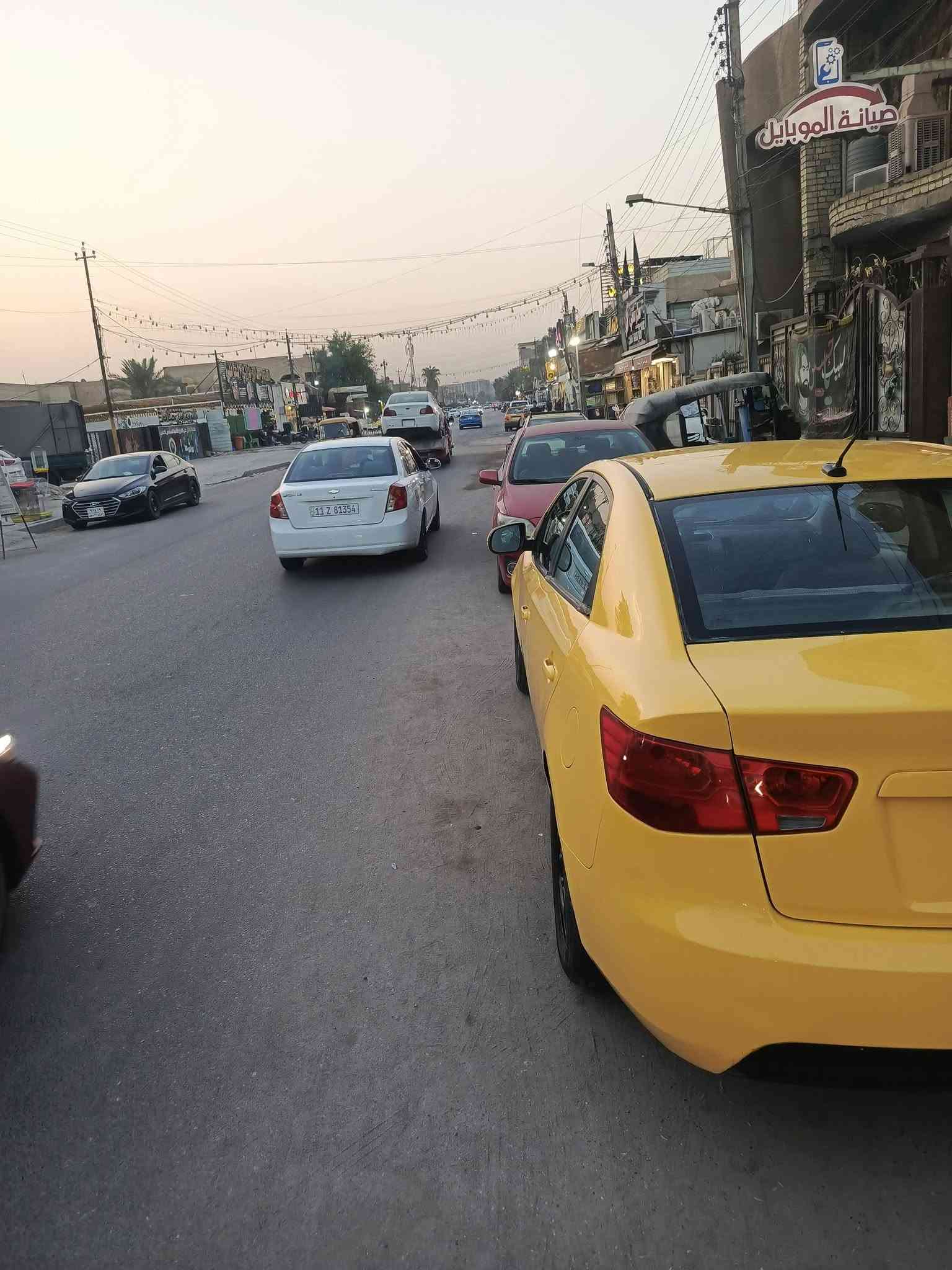 السلام عليكم ورحمة فورتي موديل 2013 تكسي رقم بغداد باسمي رقم انكليزي مكينه 2000 تحكم جهتين  جام شفط سياره بجم كبس ضررها خلفي بقط بك لايتات  سياره كير ومحرك وصدرها امامي خلفي جديد سياره صبغتها اول جديده هستوها طالها من فرن سياره جديده فقط صونده مال تبريد طكت وطار غاز  سياره جاهزه من كل نواحي رايدها 80ورقه مكاني في بغداد البياع الاعلام اتصال *********** متواجد وتساب
