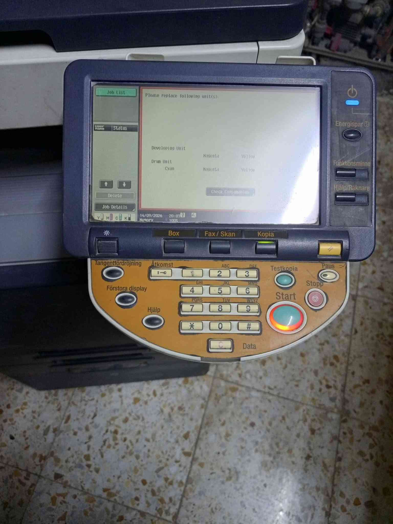 سلام عليكم طابعه بزهاب c280
للبيع بسعر 500 للتواصل خاص او عبر رقم :***********
