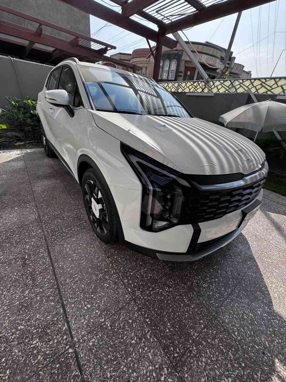 سلام عليكم بيع سياره سبورتج مديل 2026 عدات المسافه 900 كيلو يعني زيرو مواصفات الباب الخلفي كهرباء دادشوب كشنات مخمل العنوان بغداد رقم الهاتف ***********
