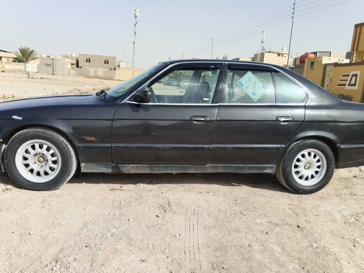 سلام عليكم بي ام 535 موديل89 مكينه 30مفتوح مكينه كير شرط حداديه تعبانه 30وبيها مجال قليل مكان سماوه ***********
