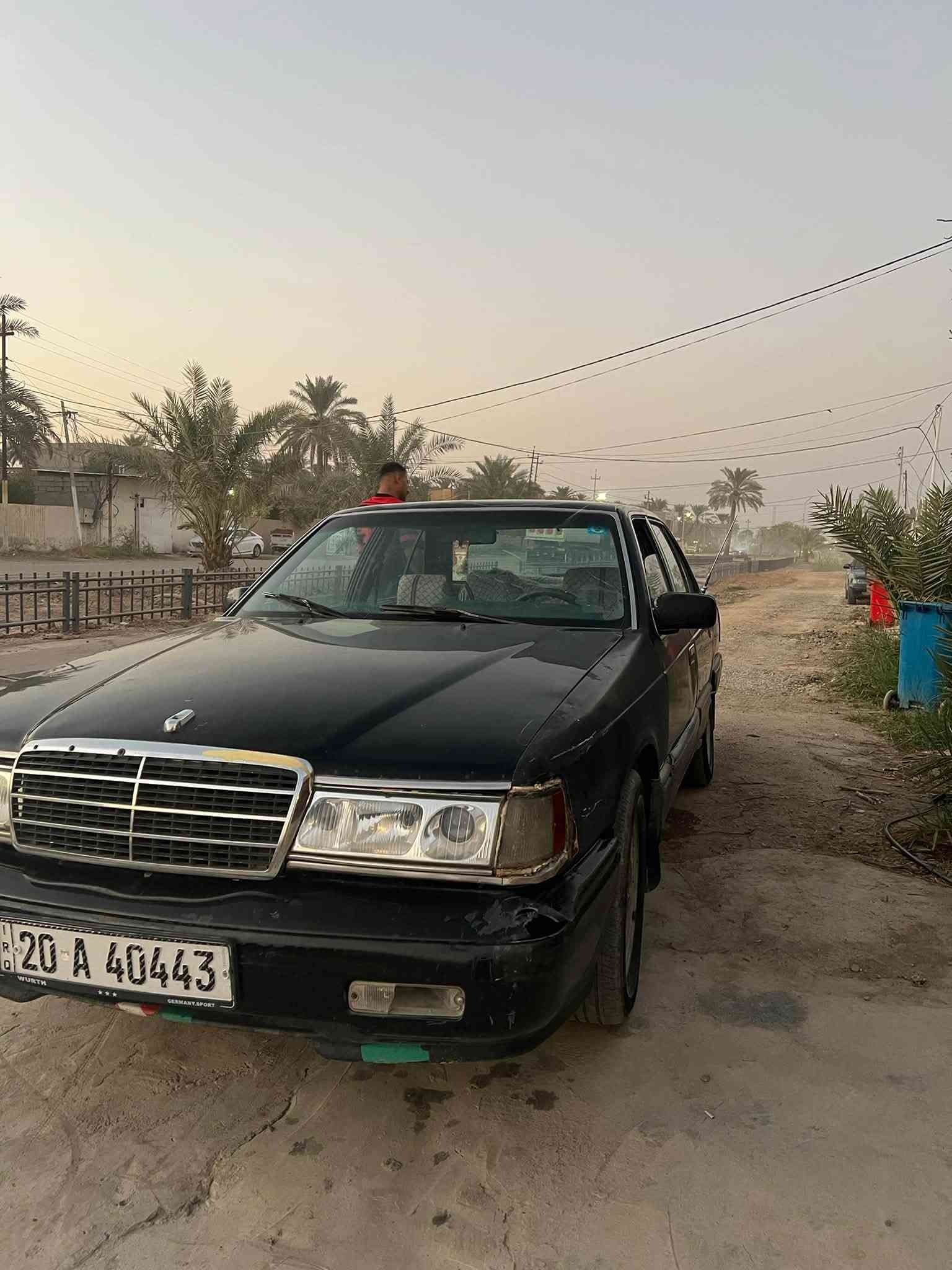 السلام عليكم سياره بونتيشه للبيع او مراوس حسب القناعه
سياره موديل 1993سنويه للـ2028شهر الـ7 
محرك وكير ونجي اوتماتيك بدون تبخير وبدون تنقيص 
سياره نضيفه بدون خياس صدر نضيف خلفي وامامي 
كهربائيات كلها شغاله لايت عالي ناصي كله فول 
تخم تاير 80./100 السعر ٢٥وبيه مجال للطيبين 
مكاني ديالى تقاطع القدس الحديد
***********
