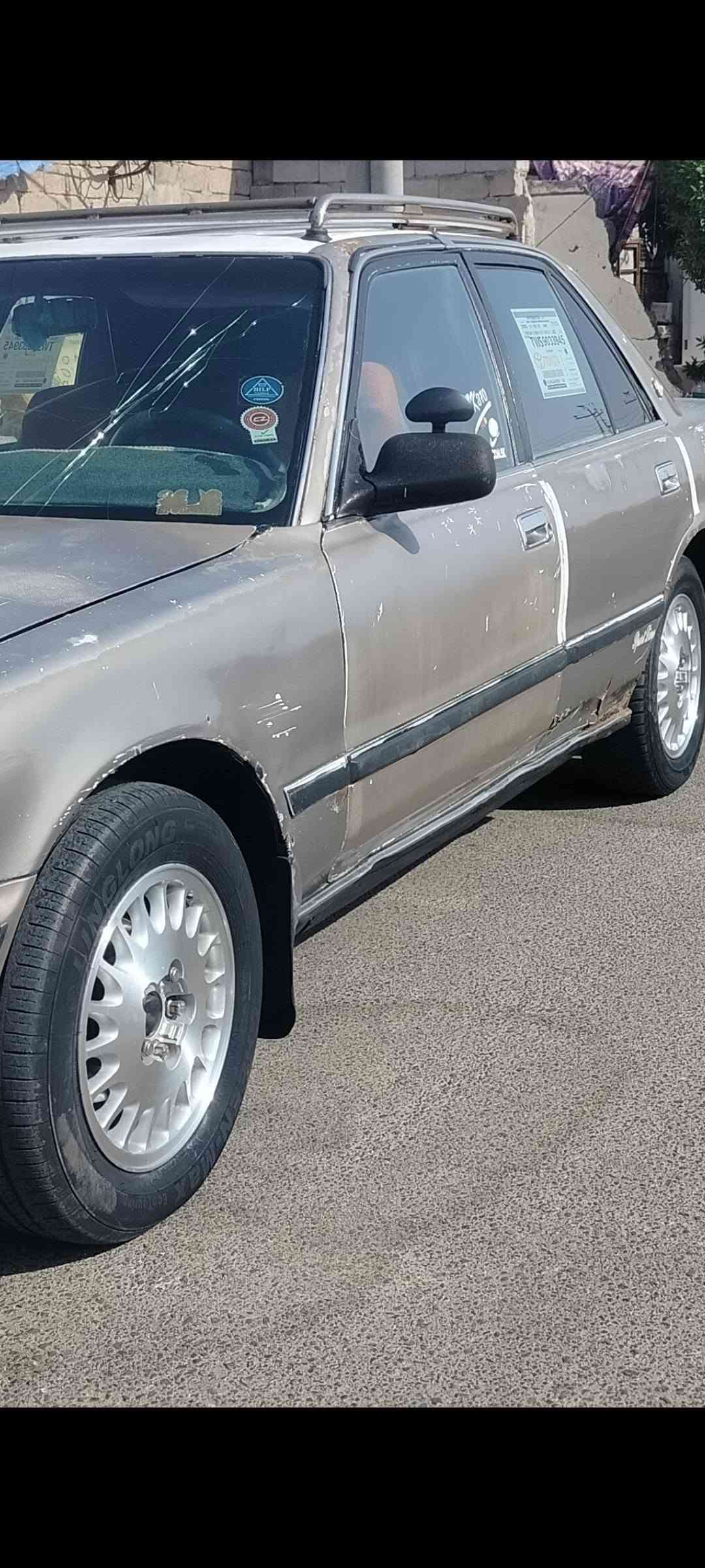 مارك كربلائي كروسيدا 90 يسرا بلاد .  كير و محرك ونجي جدد حداده جديده تخم تاير ويل كب جدد مشروع وطني انكليزي سنويه مجدده و تحويل ثاني يوم كهربائيات جدد كامله السيارة عوزها بس رشه صبغ. السعر 33 $ وبيها مجال ***********
