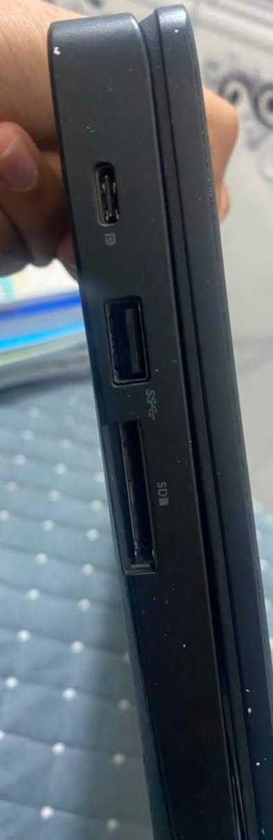 ديل ٥٥٩٠ • i5 الجيل الثامن • ٢٥٦ SSD