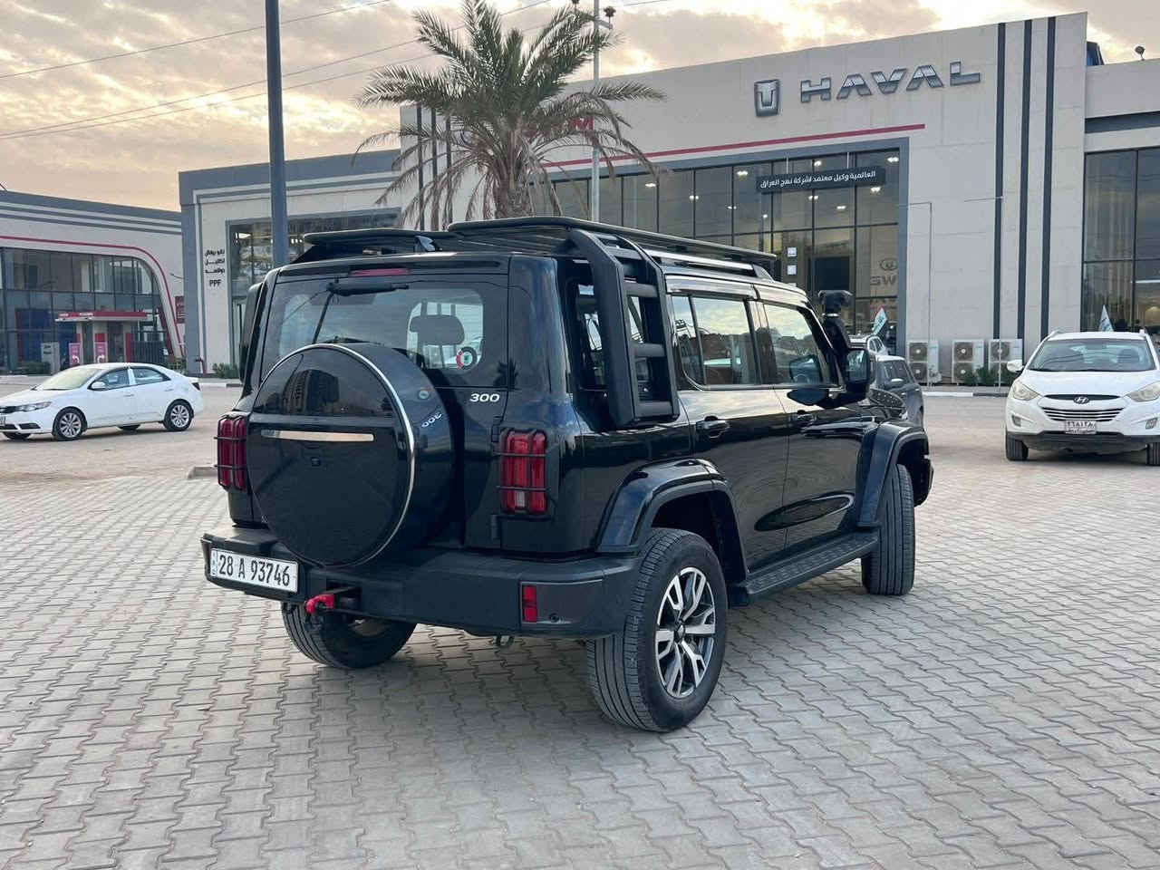 تانك 300 مستخدمه سيارة شبه جديدة عداد 9,800 كم فقط وبمواصفات قوية جداً لعشاق الأوف رود 👇
⚙️ المحرك:
2.0 لتر تيربو + نظام هايبرد
قوة تقارب 346 حصان
ناقل حركة أوتوماتيك 9 سرعات
نظام دفع رباعي حقيقي 4WD
🛞 تجهيزات الأوف رود:
✔️ دبل ثقيل + دبل خفيف
✔️ قفل دفرنس أمامي وخلفي
✔️ أوضاع قيادة للطرق الوعرة
✔️ نظام Crawl Control
✔️ كاميرا 360 درجة
✨ المواصفات:
✔️ شاشتين رقميات كبيرة
✔️ سقف بانوراما
✔️ مقاعد جلد فاخرة
✔️ بصمة تشغيل ودخول
✔️ Apple CarPlay & Android Auto
✔️ شاحن موبايل لاسلكي
🔥 سيارة تجمع بين القوة والفخامة والتكنولوجيا
🔥 حالة ممتازة واستعمال خفيف جداً
📍 الموقع: [النجف الاشرف]
💰 السعر: [46 مليون  ]
📩 للحجز والاستفسار راسل الصفحة الآن قبل البيع
📞 أو واتساب: [***********]
تانك 300 مستخدمه سيارة شبه جديدة عداد 14 الف كم فقط

