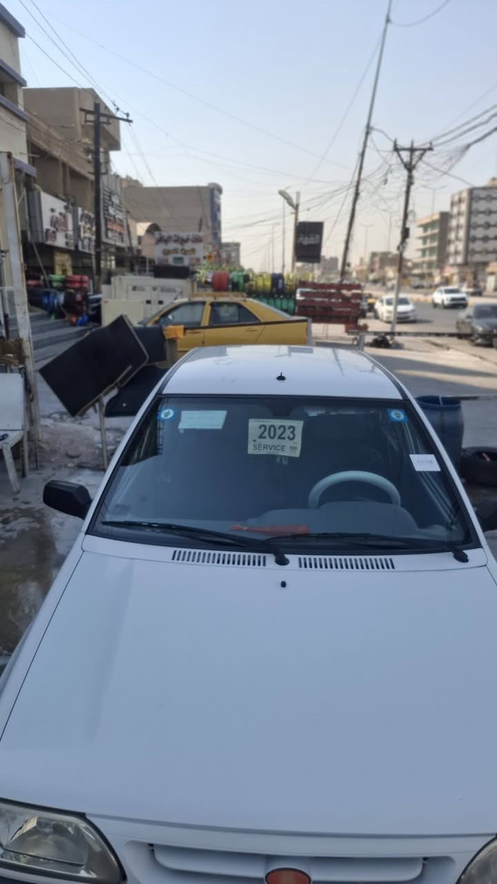 سياره سيابه مديل 23 متوجد عله مزنجر عله رقم***********
