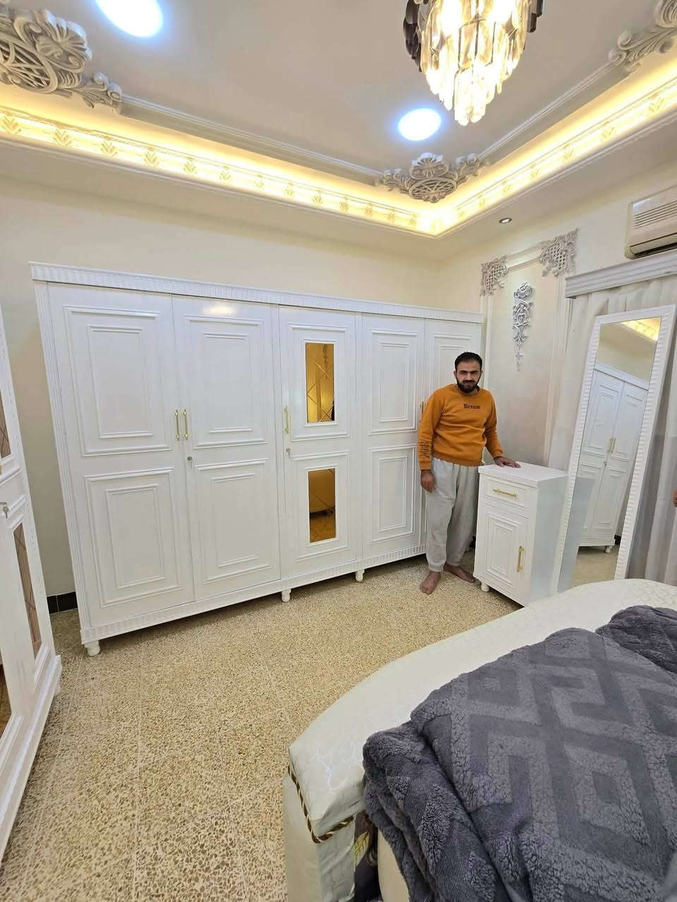 ✌السلام وعليكم 🙋
مثل ما🔨🔨🔨 عودناكم 🔨🔨🙋

يوميآ في 🔨🔨معمل نجارة الطارق الجليل 🔨🔨✌ل نجاره قرف الاخشاب،،🚪و الابواب ،🚪، الطلب، ،🚪 وفصال بوفيات ب جميع الانواع🚪🚪🔨✌  ب احدث الموديلات 🚪🔨🔨حسب🚪 🔨و يوجد كـادر متمرس للنجاره كافه الانواع من الاخشاب العام 🔨🔨😍😍😍و يوجد خدمه توصيل الئ البيت 🚐🚐🚐زورنا تجدون مايسركم انشالله 🚐

موقعنا الشرقاط

قرب الحدادين 🔨🔨🔨✌

بأداره.. محمود واخوانه 

***********
***********
— مع ‏محمود الطارق‏.
