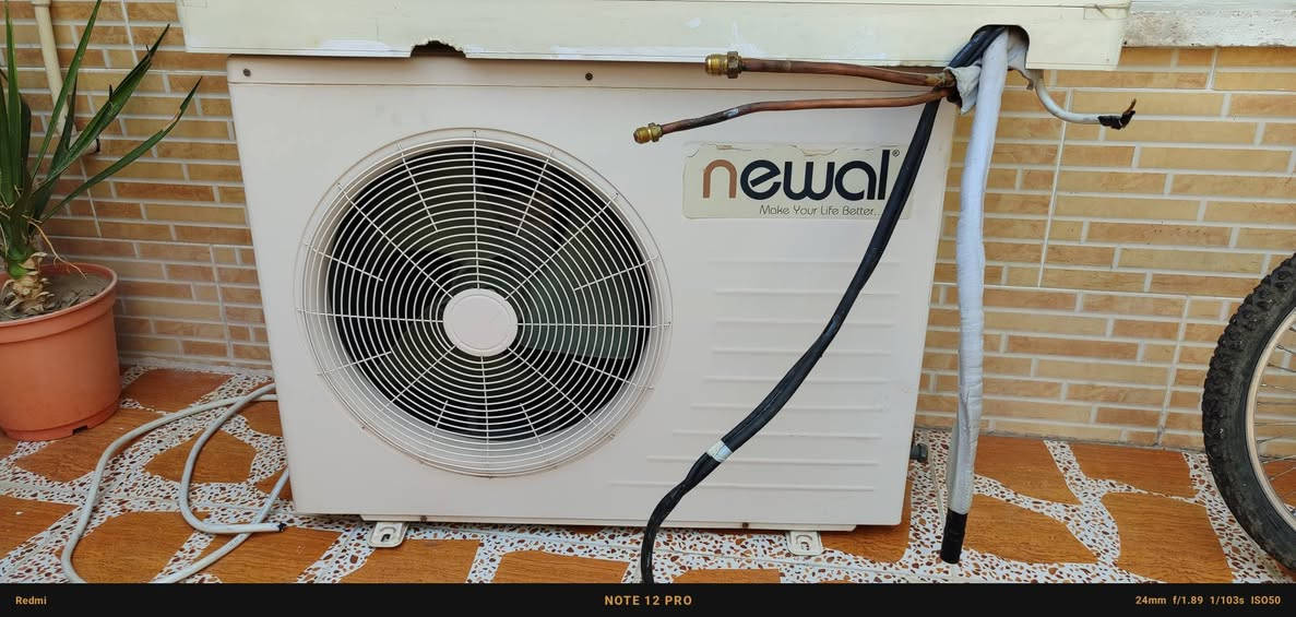 سبلت newal طنين للبيع. السبلت مضبوط و شغال بشرط . غاز كامل . بواري موجود. ريموت و قاعدة جدارية . مكان اربيل فرمان باران. رقم واتساب***********
