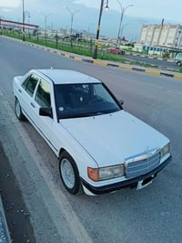 مرسيدس 190 • اوتوماتيك • غاز